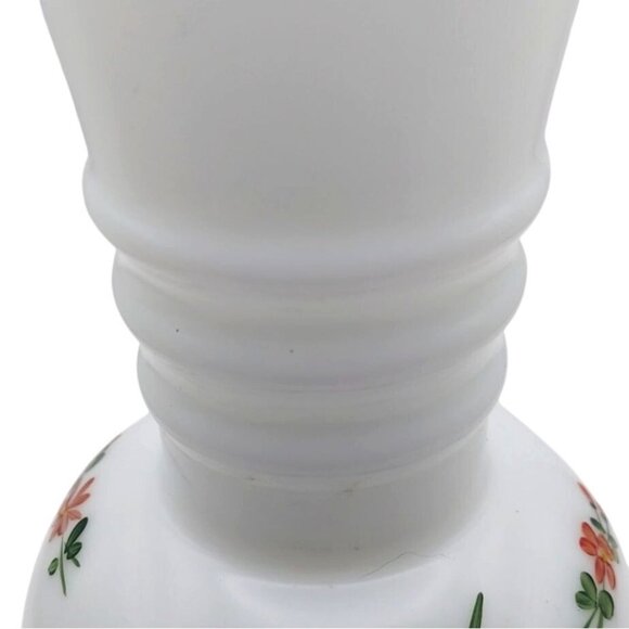 Vintage MCM Milk Glass Hand Painted Floral Ball Vase Gold Trim Ribbed Neck - Picture 7 of 7